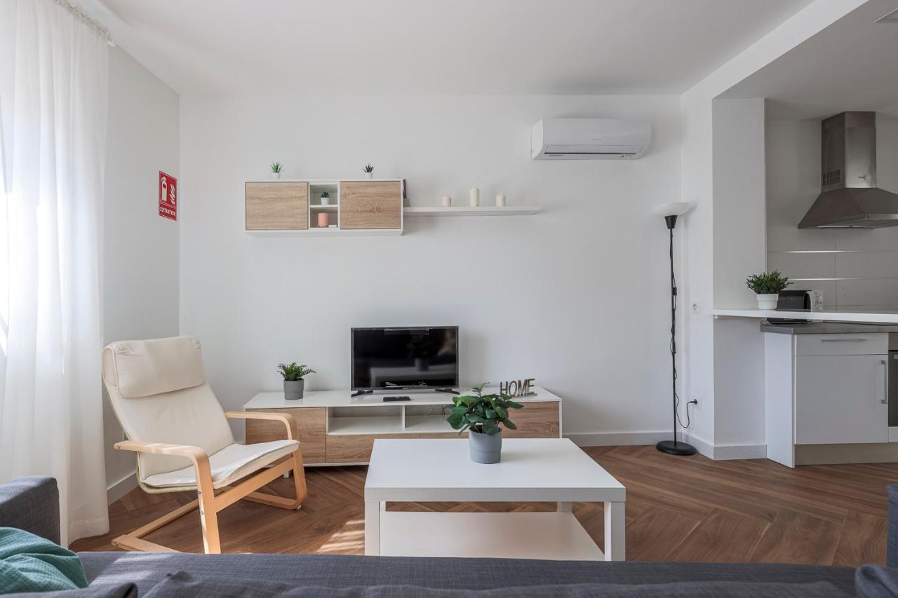 Apartament Algaba Aral Alcala del Rio Zewnętrze zdjęcie